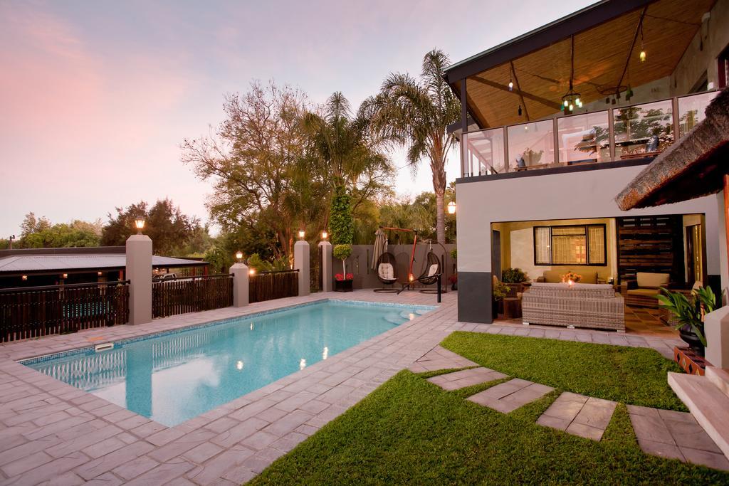 Miles B&B Guest House Oudtshoorn Exterior photo
