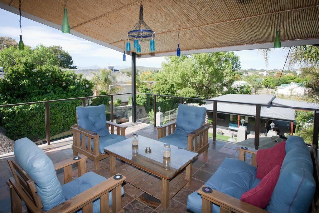 Miles B&B Guest House Oudtshoorn Exterior photo